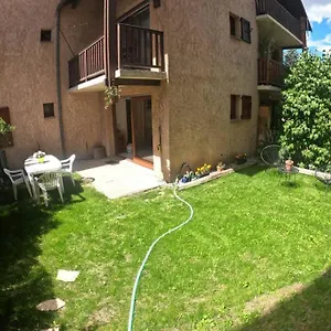 Briançon, Avec Jardin Et Terrasse. Briançon